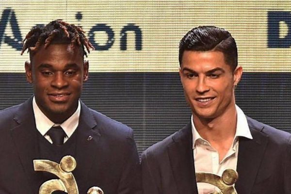 ¿Zapata y Ronaldo juntos?, Juventus alistaría oferta por el colombiano